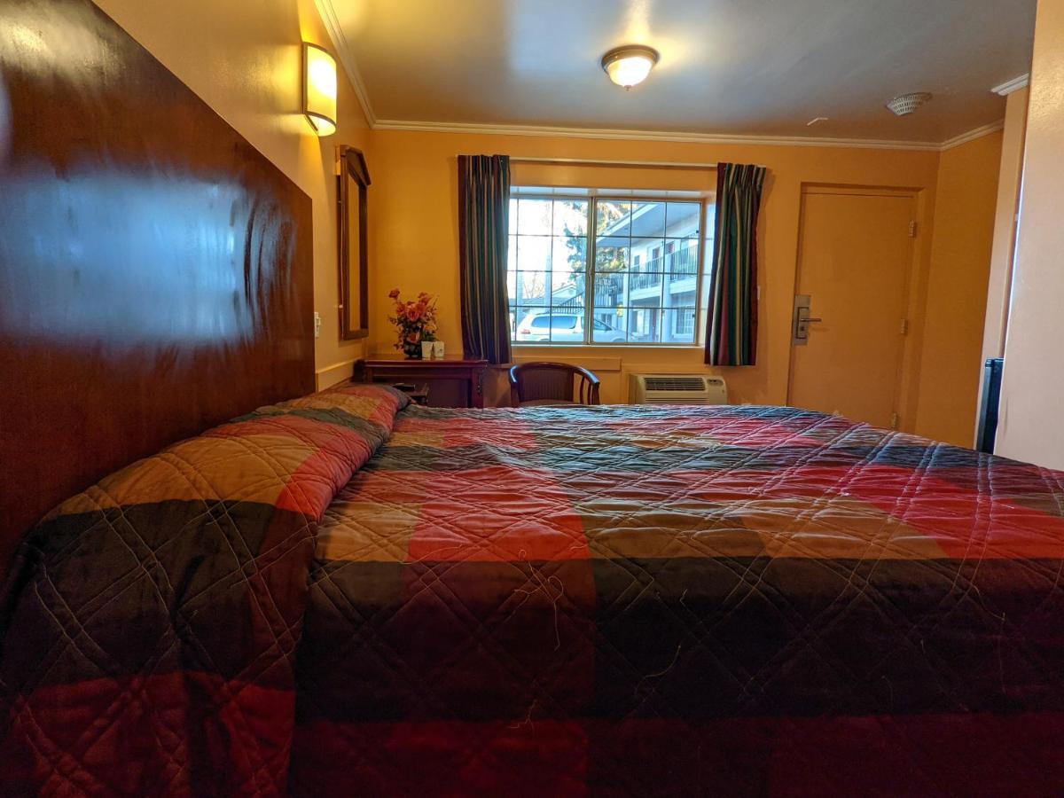 Americas Best Value Inn Oxnard-Port Hueneme Εξωτερικό φωτογραφία