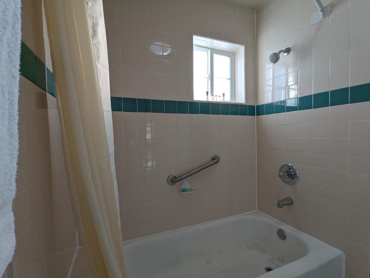Americas Best Value Inn Oxnard-Port Hueneme Εξωτερικό φωτογραφία