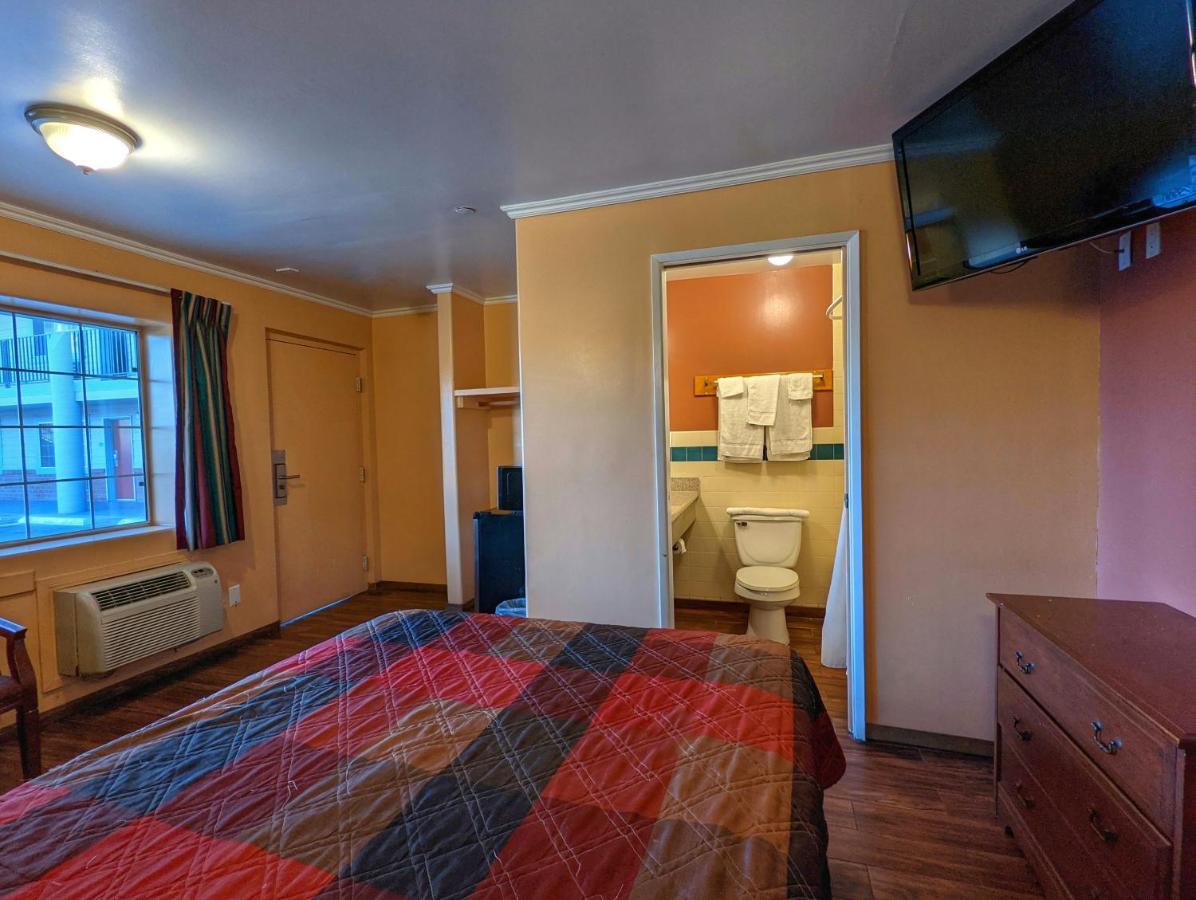 Americas Best Value Inn Oxnard-Port Hueneme Εξωτερικό φωτογραφία