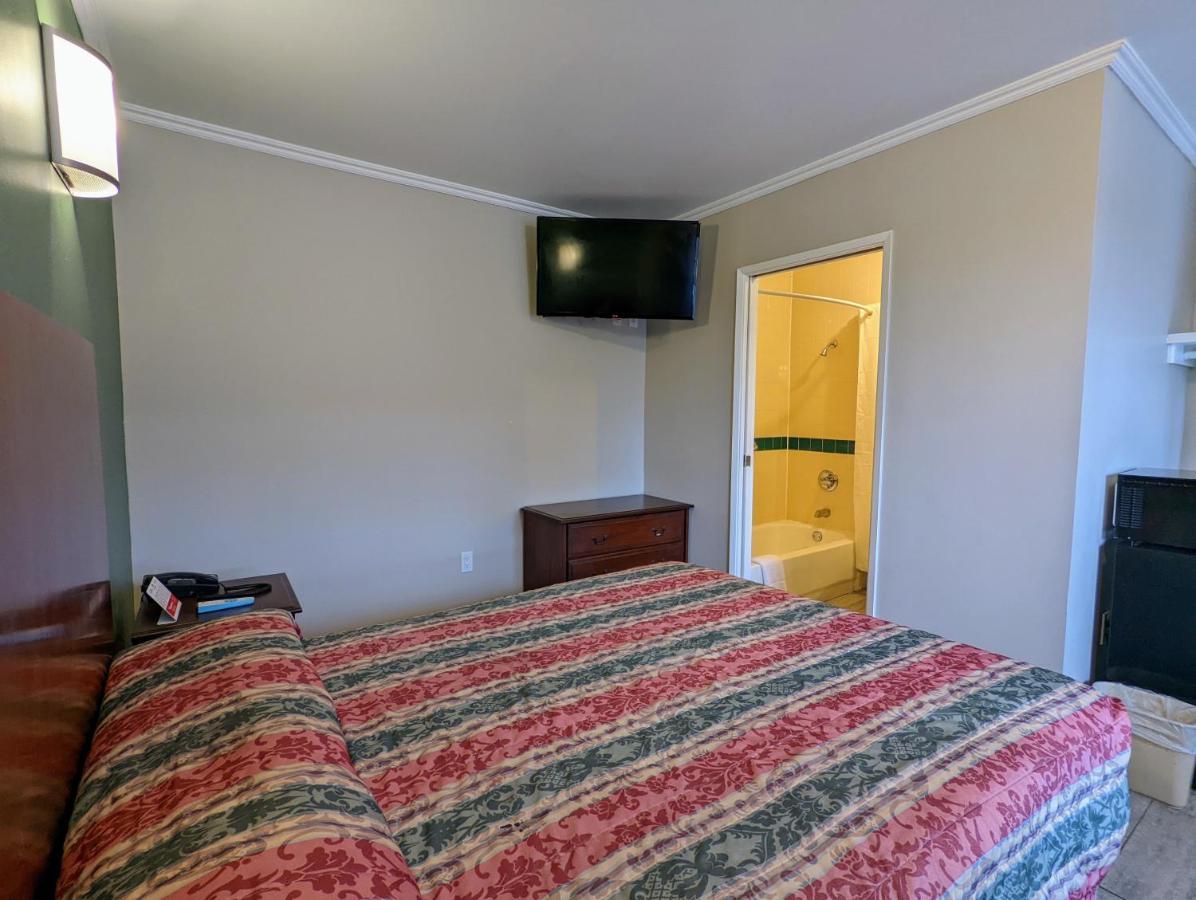 Americas Best Value Inn Oxnard-Port Hueneme Εξωτερικό φωτογραφία